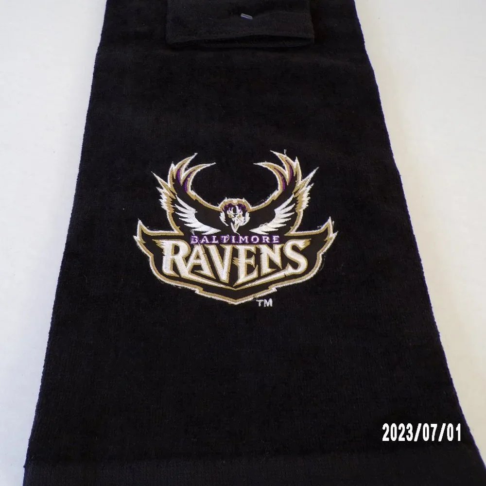 VINTAGE FIRST ROW NFL TEAM BALTIMORE RAVENS (2) PIECE EMBROIDERED BATH TOWEL SET